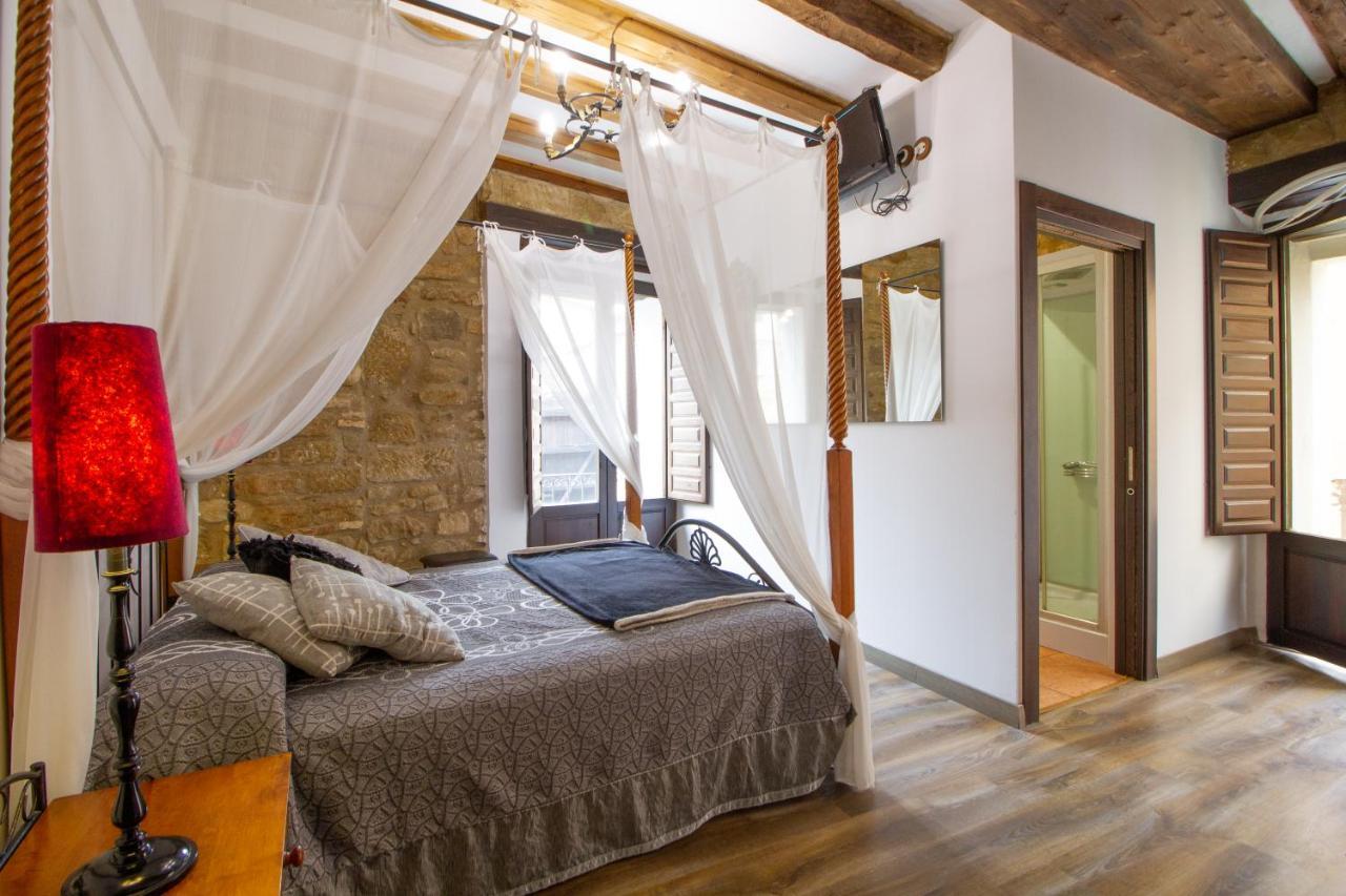 La Pata De Oca Hostal Rural Y Albergue Torres del Río Kültér fotó