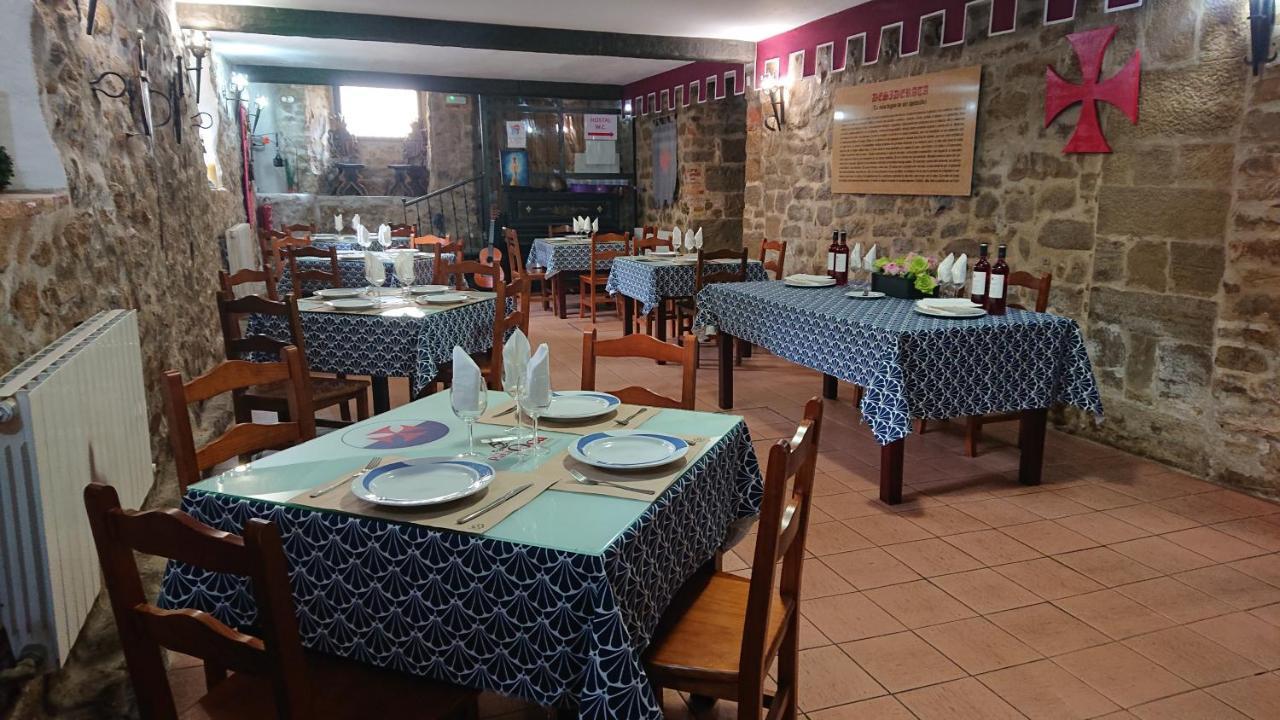 Hostal Rural La Pata De Oca Y Albergue Solo Por Peregrinos Hotel Torres del Rio Kültér fotó