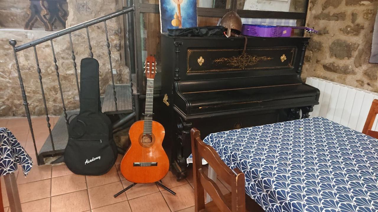La Pata De Oca Hostal Rural Y Albergue Torres del Río Kültér fotó